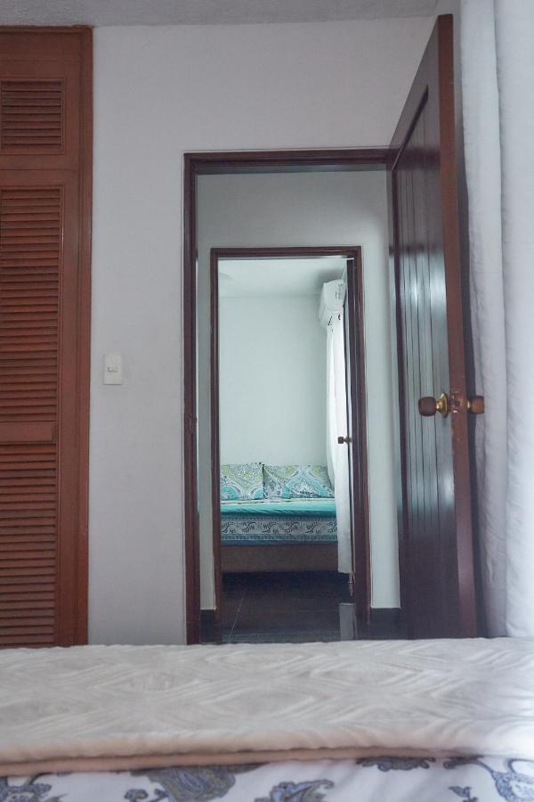 Cozy Apartment Excellent Location, Air Conditioning Cali Exterior foto